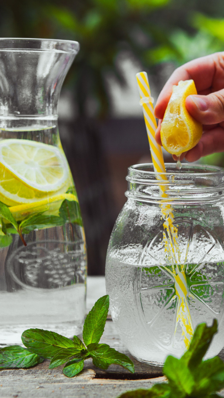 10 amazing benefits of drinking lemon water in morning Business