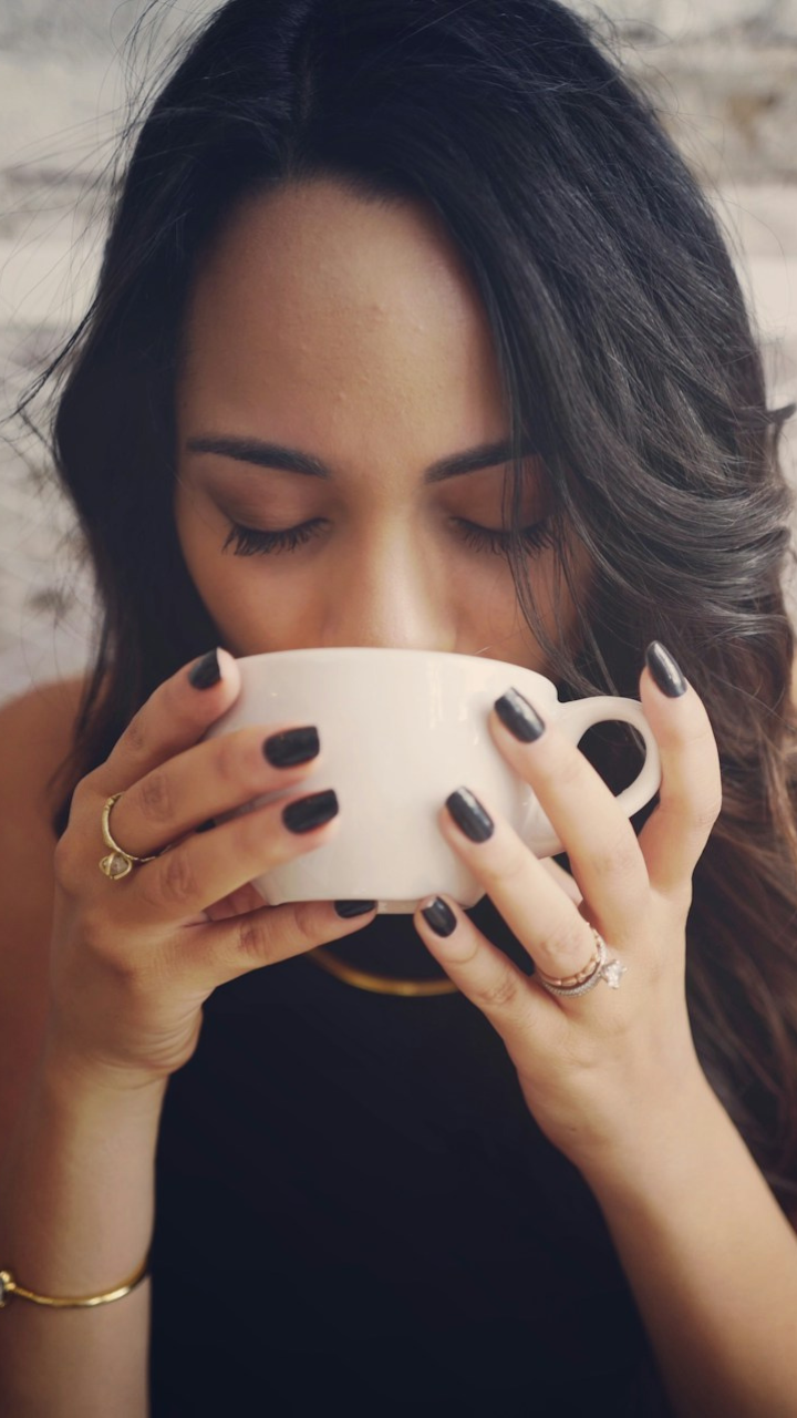 Soothing warm drinks to alleviate cough as pollution in India peaks