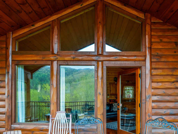 I thought the cabin looked best from the balcony as well since the back windows are much larger than those in front. From outside the front door, I