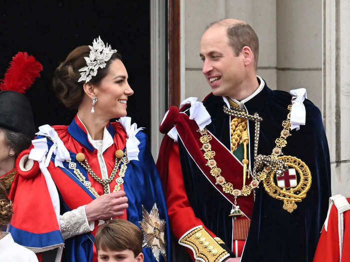 Kate Middleton and Prince William exchanged a loving glance on the balcony.