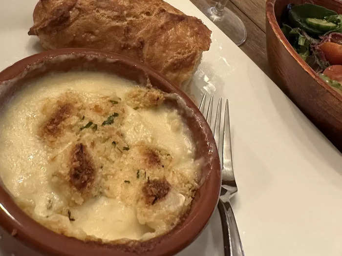 I served the bowl with salad and baguette, and it worked as a delightful dinner.