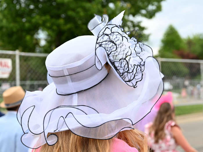 This guest went for a simple, sheer hat with a thin, black outline. Its floral details  gave it some flair.