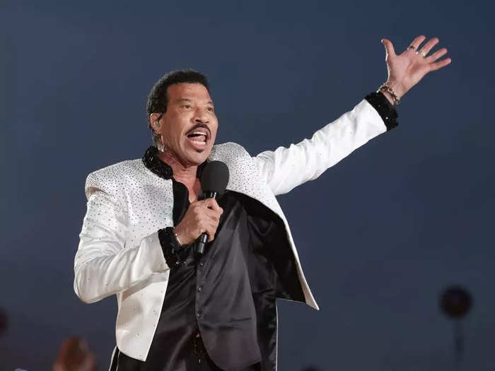 The day after the coronation, Jackson took photos of Lionel Richie performing at the Coronation Concert in Windsor.