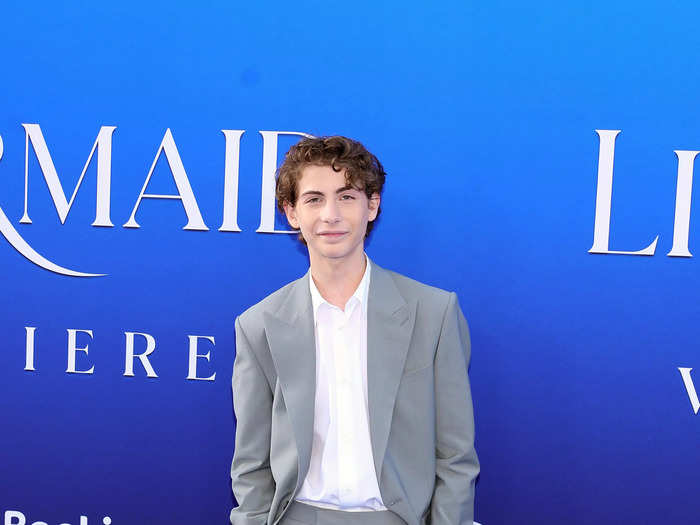 Flounder voice actor Jacob Tremblay kept things smart-casual in a suit-and-sneakers combination.