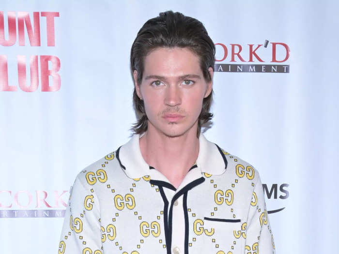 One of her brothers is actor Will Peltz, who appeared in an episode of "Euphoria."