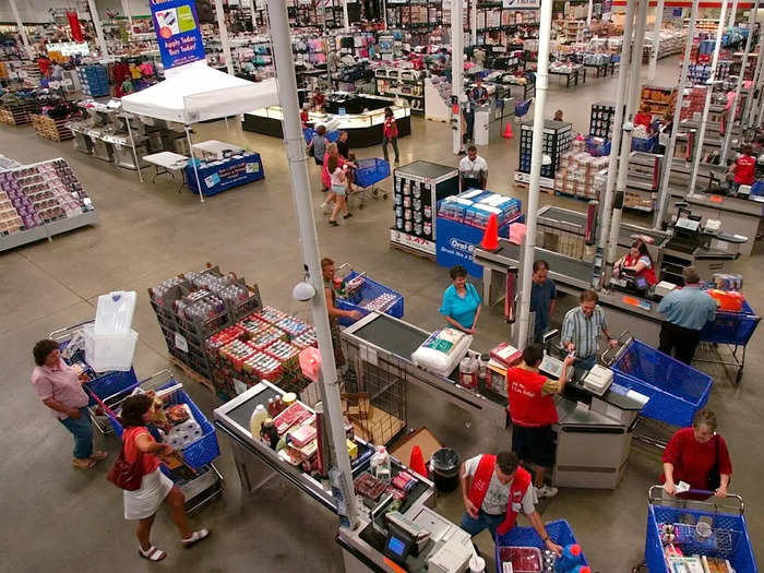 The warehouse sells a plethora of items on top of food, from household cleaning ingredients to kitchen appliances.