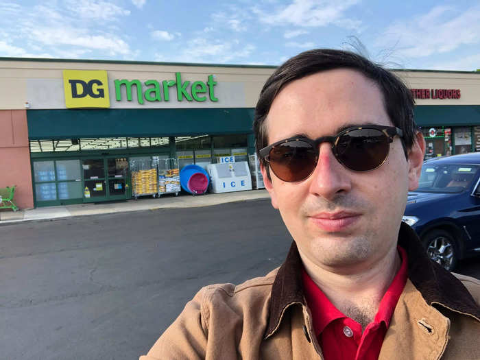 The DG Market I visited was in a strip mall in Fort Washington, Maryland.