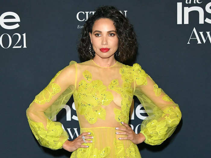 Jurnee Smollett said her "Birds of Prey" costar Margot Robbie helped her advocate for a Black hairstylist on set.