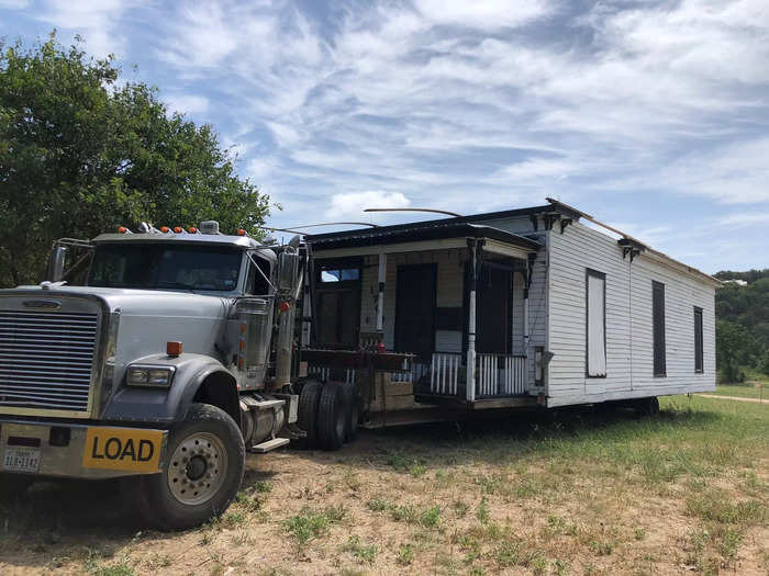 Relocating the home to Georgetown, Texas, cost Zinnecker $34,000.