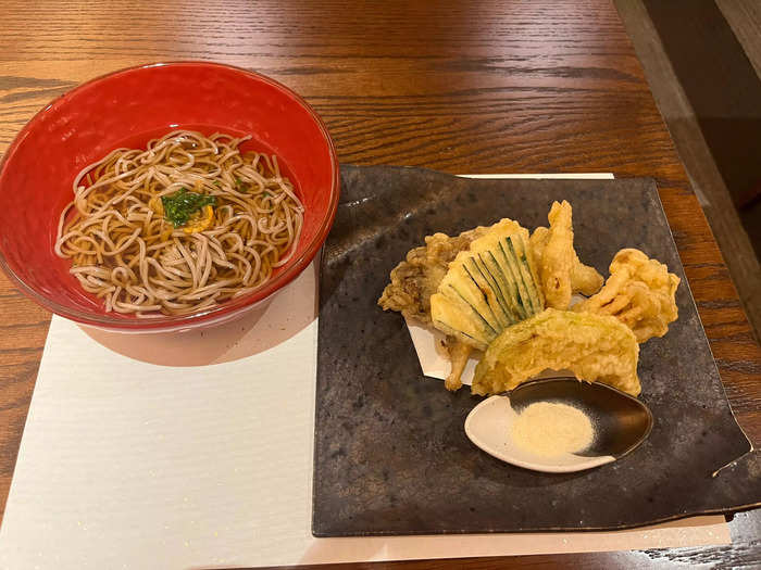 The last course consisted of soba noodles and tempura vegetables.