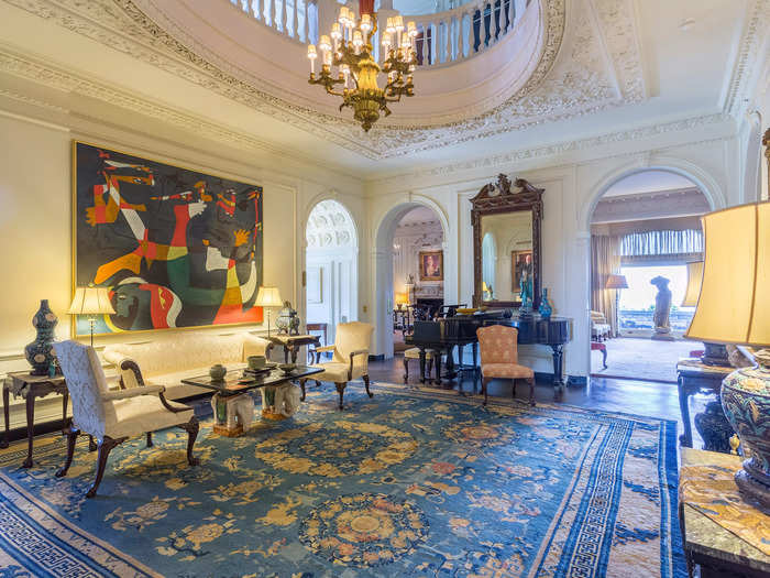 I could picture the Rockefellers hosting fancy gatherings in the Music Room, the largest room in the home. It used to contain an organ, but the original grand piano remains.