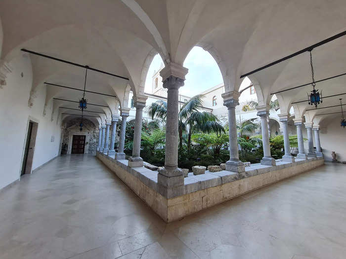 In real life, the corridors had an excellent view of the garden and the hotel