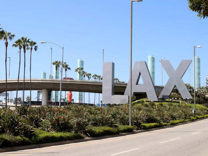 15. Los Angeles International Airport: 21.5%