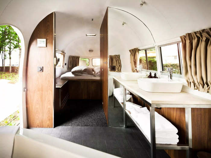 Inside, I thought the 22-foot-long trailer looked like a mid-century modern dream, but it lacked storage solutions such as cabinets or drawers.