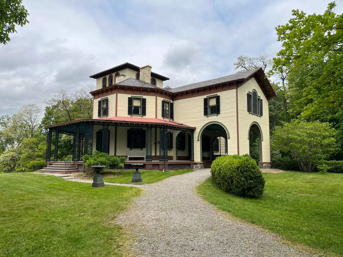 Located in Poughkeepsie, New York, Locust Grove once belonged to Samuel F. B. Morse, the inventor of Morse code and the telegraph.