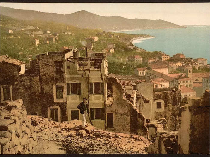 One final view of Sanremo from the turn of the century.