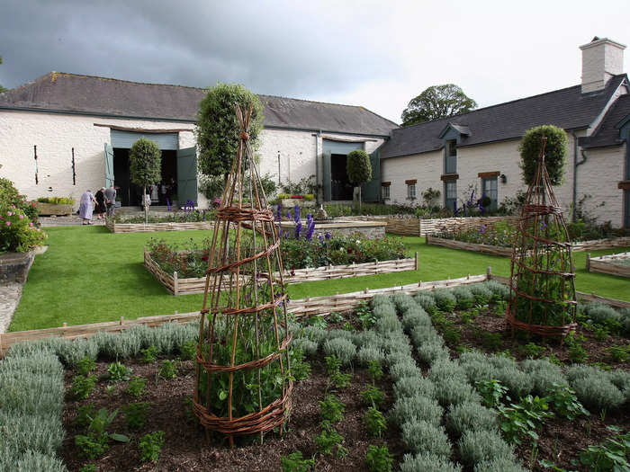 In the gardens around the home, Charles planted roses, jasmine, and honeysuckle. Six English field maples that were used in Prince William and Kate Middleton