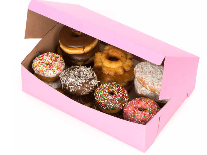 At the time, the new shop owners found that white boxes were costly. Supplier Westco provided leftover pink cardstock to the SoCal business owners and the boxes happened to perfectly fit a dozen donuts. "Why buy the more expensive white? Save a few pennies and make big bucks," Ngoy told the Los Angeles Times.