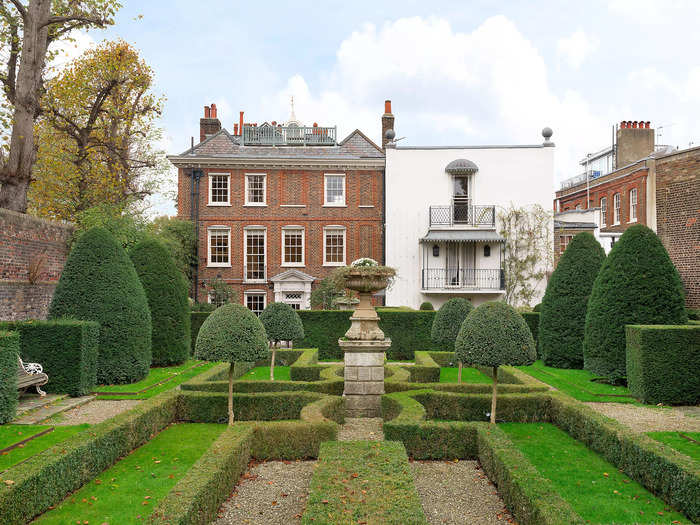 Old Grove House is an early 18th-century, Grade II-listed building.