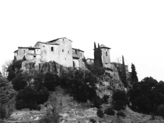 The castle is owned by an elderly Catalan couple who bought the crumbling building from the Roman Catholic Diocese of Vic in 1994.