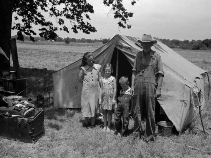 By 1938, due to all of the work that had been done to the land, air-borne soil was down by 65%. The following year in 1939 it finally rained.