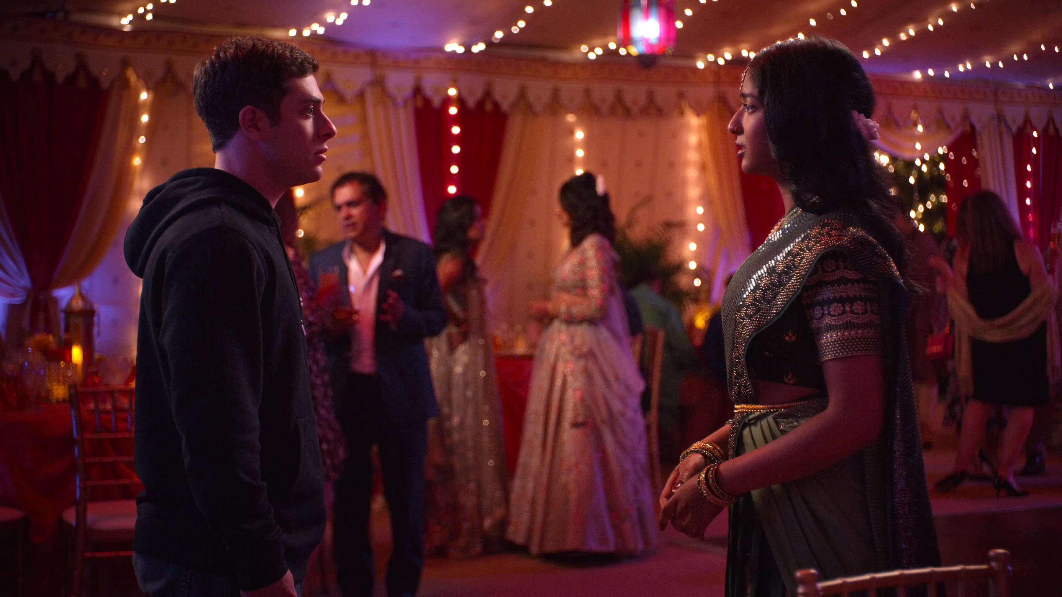 Jaren Lewison as Ben Gross and Maitreyi Ramakrishnan as Devi on season four, episode 10 of "Never Have I Ever."
