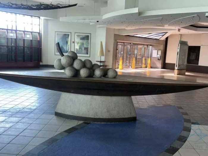 Looking for your next apartment centerpiece? Maybe this decorative canoe is the answer. Located in what used to be the mall