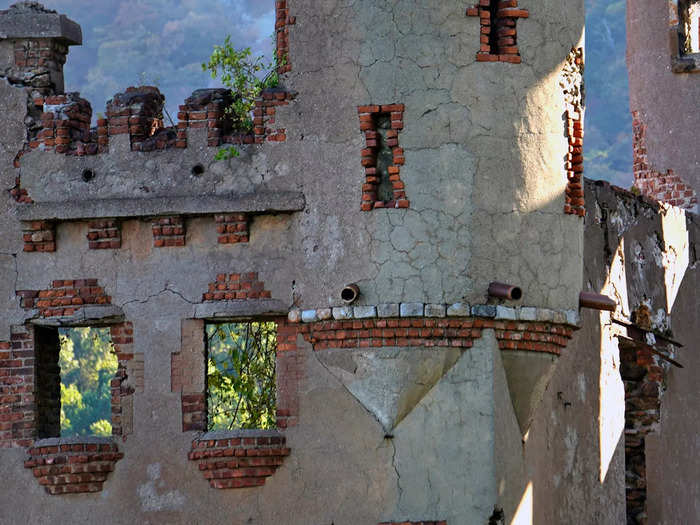 Wear and tear from the elements is visible on the walls that still stand.