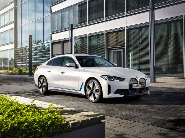 2023 BMW i4