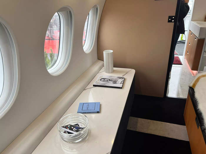 They added to the luxury atmosphere in the jet, which a Dassault spokesperson told Insider was nicknamed "the penthouse of the skies."