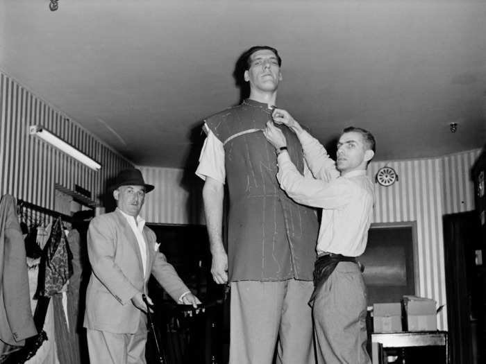People won records for simple things, like their height. Eddie Carmel won a GWR for being the tallest man alive at 9 feet tall.
