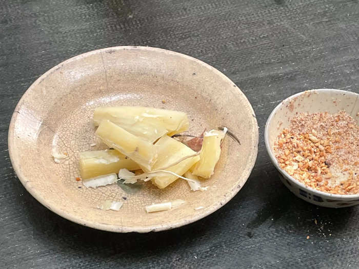 We also had the chance to try fresh tapioca, the root of the cassava tree. It was the staple food of the Viet Cong stationed in the tunnels.