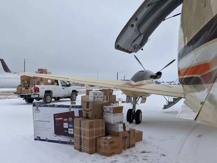 "In the 1900, we can take loads of 4,000 pounds, so we load 4,000 pounds onto the aircraft and then unload it, so you could do that up to four times a day, moving 16,000 pounds of mail in one day, "she told Insider. "That is one of the hardest parts about the job."