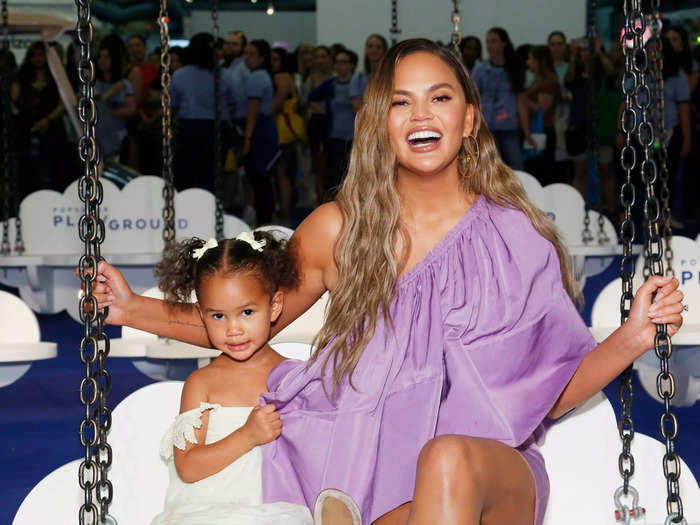 In April 2016, Teigen gave birth to their first child, Luna Simone.