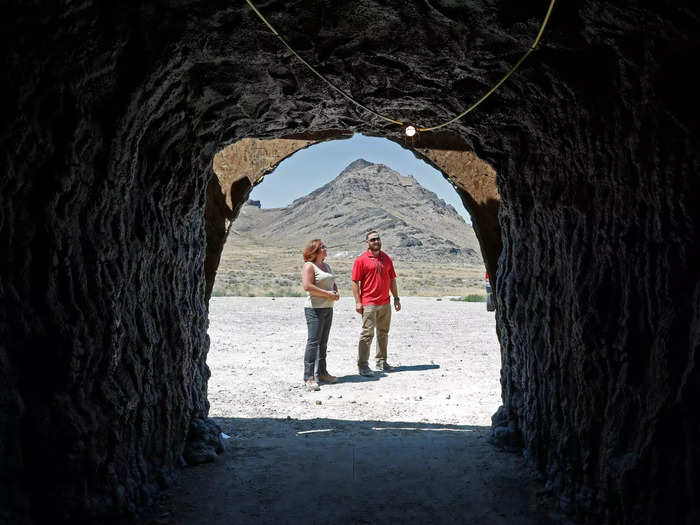 The tunnels have lights, but they are often left off so that training is done in the dark, making it more realistic.