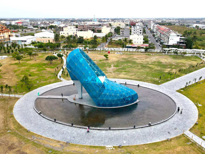 Constructed out of 320 blue glass panels, the 58-foot structure cost $23 million New Taiwan dollars, or about $686,000 in 2016, according to the BBC.
