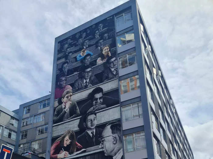 This mural of students at a lecture is one of my favorites, as it