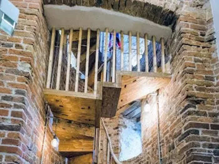 It fell into disrepair, likely because of a fire. It was restored in 2018 by a Spanish architect.