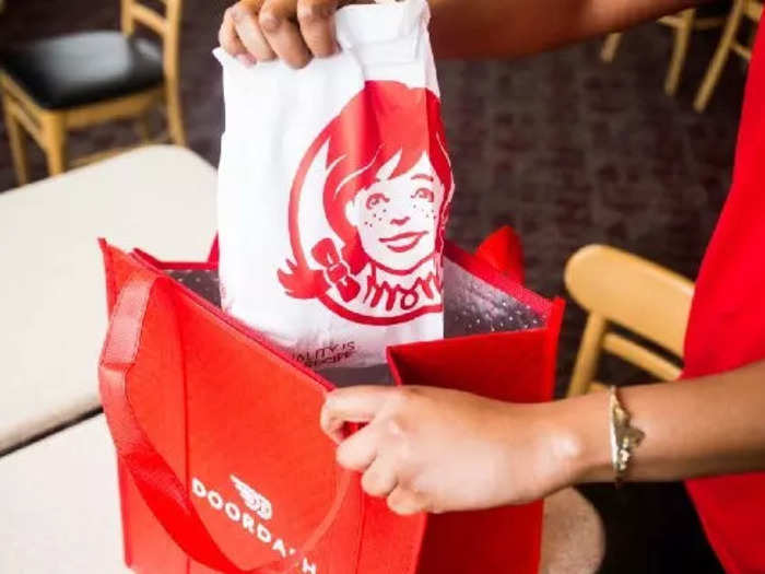 2015: DoorDash begins signing big chains like Wendy