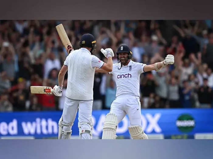 England Pull One Back At Headingley As Chris Woakes' Heroics Keep Ashes ...