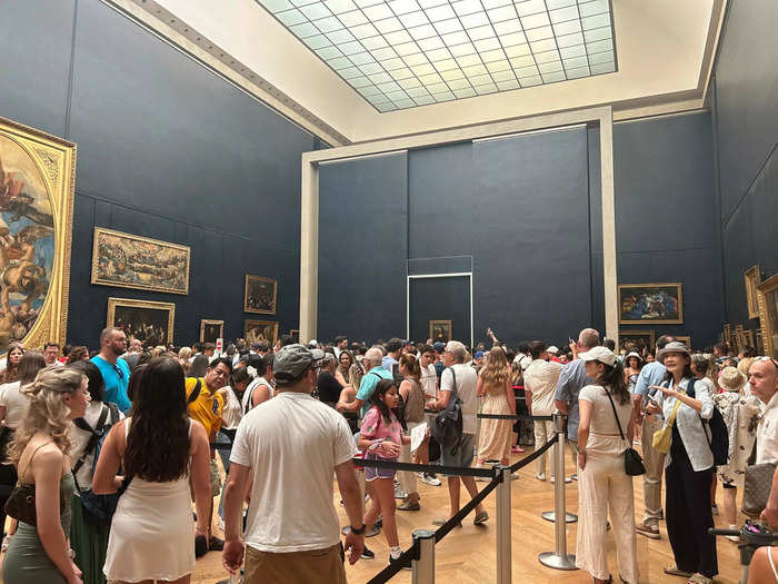 Then, it was on to see the Mona Lisa. Its gallery, as expected, was packed.