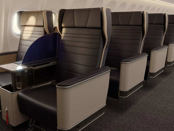 Meanwhile, United has also added more space for work and leisure, including a five-inch recline and a fully-collapsable aisle armrest.