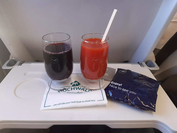 I went with some red wine and a glass of tomato juice, as I find the latter always tastes better in the air.