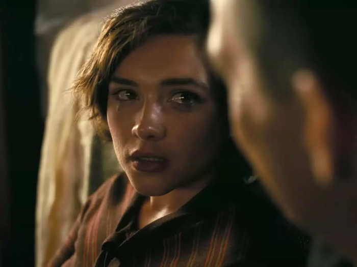 Florence Pugh plays psychologist and Communist party member Jean Tatlock who had a previous relationship with Oppenheimer.