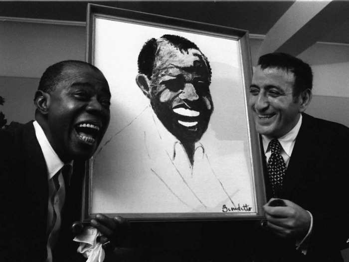 He painted portraits of other jazz legends like Louis Armstrong and Ella Fitzgerald, as well as landscapes and urban scenes.