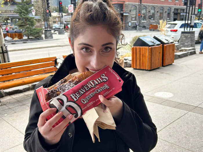 I was the first person in line, so I only waited a few minutes for a hot BeaverTail with Nutella. It was delicious.