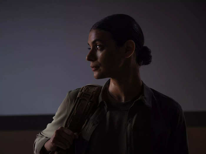 Laysla De Oliveira plays a rough-around-the-edges US Marine recruited to join the CIA