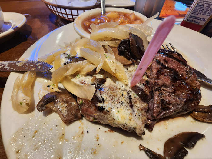 I ordered "The Logan" medium rare.