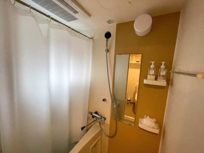 Typical of traditional Japanese homes, Rynazal had separate rooms for the toilet and shower.