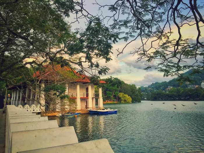 Kandy - Cultural heart of Sri Lanka